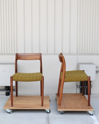 ミナペルホネン・タンバリン生地での椅子張替え修理